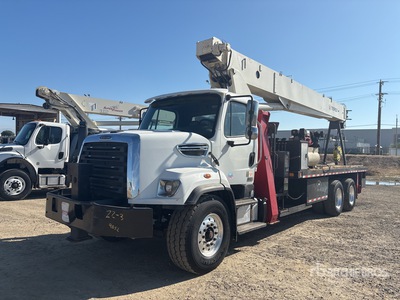 Terex BT5092 25 ton Straight Boom on 2013 Freightliner 108SD 6x4 Camion à flèche