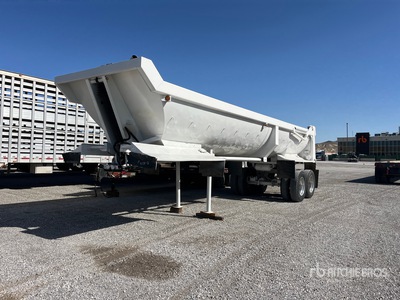 1990 Fruehauf DRXXM230 30 ft T/A エンドダンプトレーラー