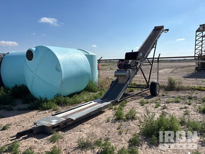 2013 Adams 24 in x 36 ft Portable Stacking Fertilizer Conveyor (Inoperable)