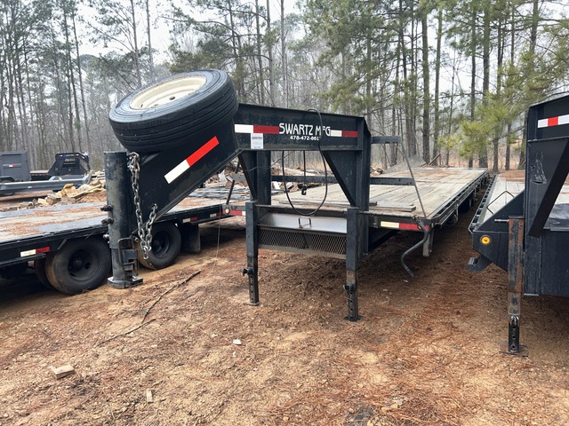 2022 Swartz 40 ft T/A Gooseneck Equipment Trailer