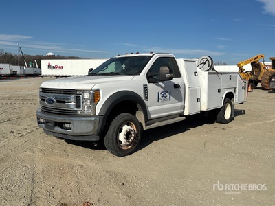 2017 Ford F-550 XL 4x2 Utility Truck