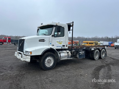 2005 Volvo VHD 6x4 Abroll-Lkw