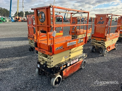 2018 JLG 1932R Electric Scissor Lift