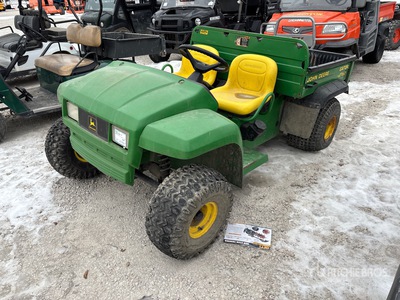 John Deere Gator 4X2 مركبة متعددة الأغراض