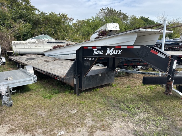 2023 Trailmaxx 40 ft T/A Gooseneck Equipment Trailer (Inoperable)
