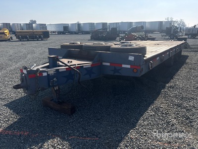 2007 Interstate 26 ft T/A Equipment Trailer