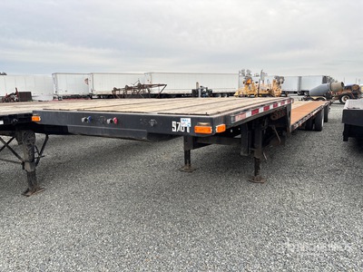 2002 Transcraft DTL-2100 45 ft T/A Spread Axle Step Deck Trailer