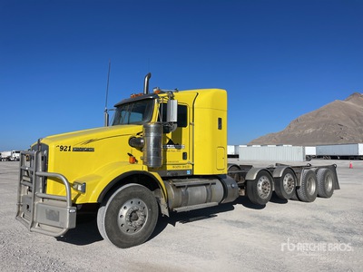 2015 Kenworth T800 10x4 Sleeper Cab and Chassis