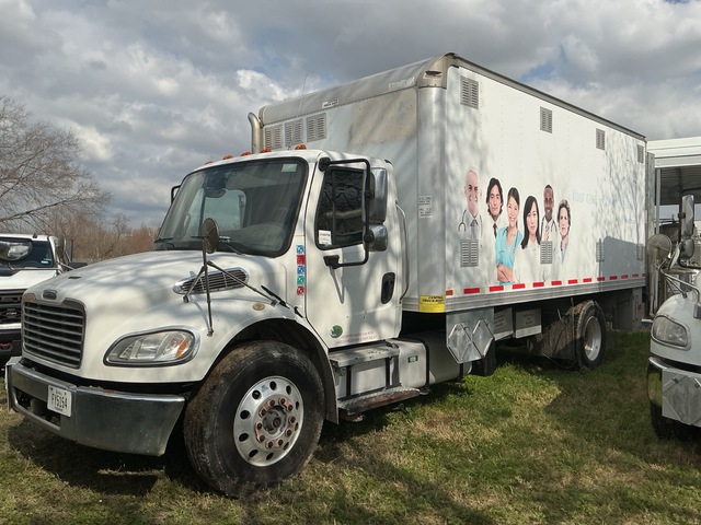 2016 Freightliner M2 4x2 Van Truck