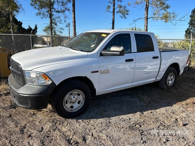 2016 Ram 1500 4x2 Crew Cab Pickup