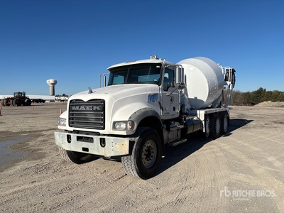 2016 Mack GU713 10x4 Mixer Truck
