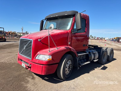 2014 Volvo VNM 6x4 3-Achs Sattelzugmaschine