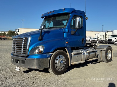 2016 Freightliner Cascadia 125 S/A Day Cab Truck Tractor
