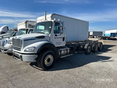 2012 Freightliner 8x4 Autocarro cabina e telaio