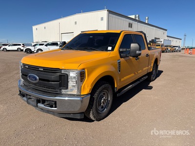 2018 Ford F-250 XL 4x2 Crew Cab Pick Up