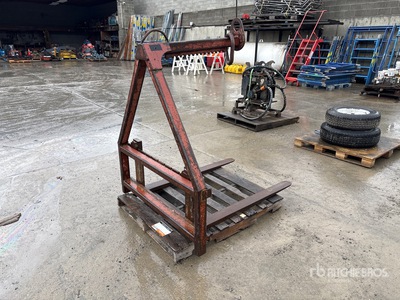 48 in Crane Pallet Forks