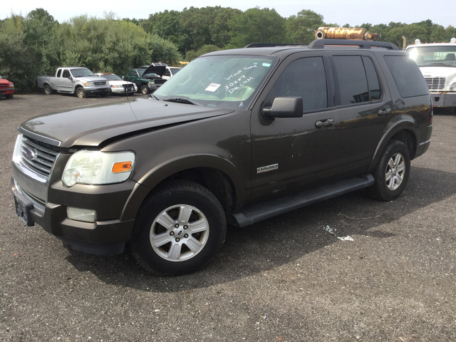 2008 Ford Explorer XLT 4x4 SUV 2008 Ford Explorer XLT 4x4 SUV