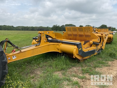 2019 John Deere 2112DC 4 Tire Hydraulic Pull Scraper