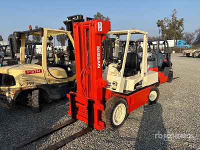 Nissan KUGH02A30PV 5175 lb Pneumatic Tire Forklift