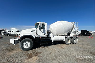 2003 Mack CV713 Granite 6x4 Betoniera