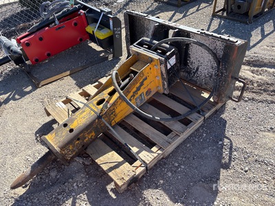 Indeco HP550FS Brise-roche pour chargeuse