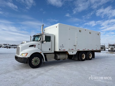 2009 Kenworth T370 6x4 Van Truck