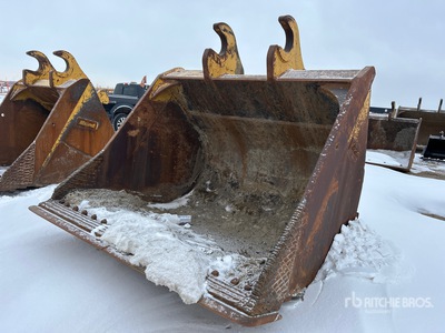 Brandt 96 in 8.5 cyd Q/C Cleanup Excavator Bucket - Fits John Deere 870