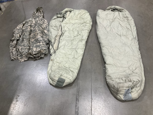 (50) Sleeping Bags & (62) Wet Weather Ponchos