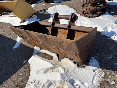 72 in Cleanup Excavator Bucket - Fits Volvo 330 or 340