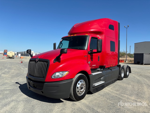 2022 International LT625 6x4 T/A Sleeper Truck Tractor