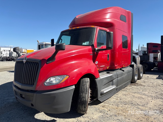 2022 International LT625 6x4 T/A Sleeper Truck Tractor