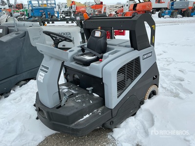 2021 Advance SW5500 Ride-On Electric を見 Sweeper