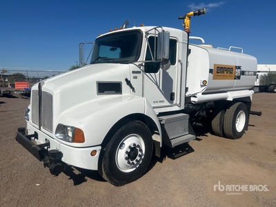 2007 Kenworth T300 2000 gal 4x2 Autocarro per acqua