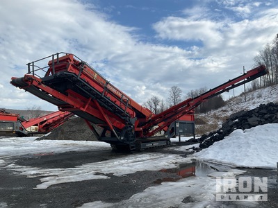 2017 Sandvik QA441 Tracked Incline Screen Plant