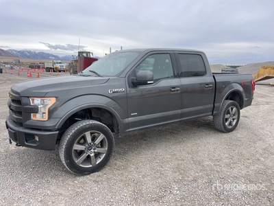 2015 Ford F-150 Lariat 4x4 Crew Cab Pickup