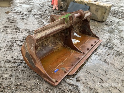 1800 mm Cleanup Bucket