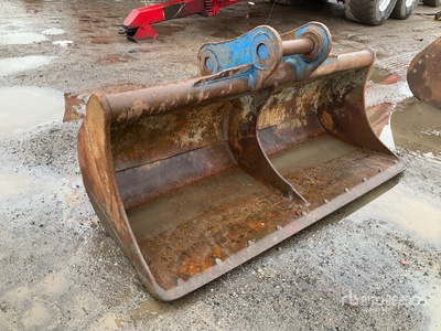 2100 mm Cleanup Bucket