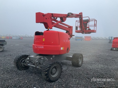 2013 JLG 450AJ 4WD Diesel Piattaforma monobraccio articolata