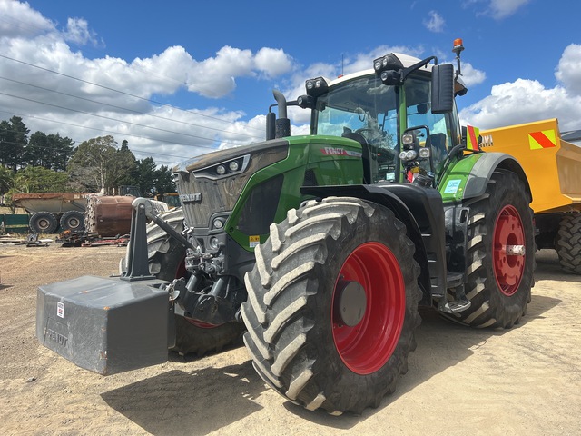 2023 Fendt 930 Vario 4WD Tractor 2023 Fendt 930 Vario 4WD Tractor