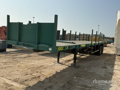 1975 11 m T/A Flatbed Trailer