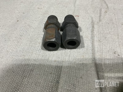 (17) SKM3/Transax 6-6 080120 Tube to Boss Straight Adapters