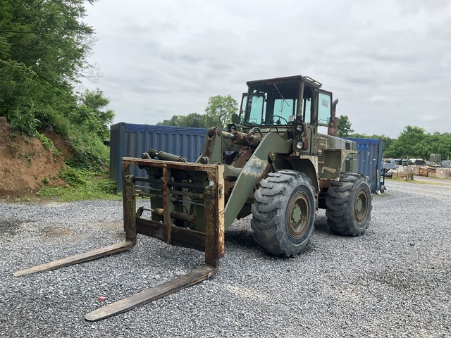 International Hough M10A Rough Terrain Forklift International Hough M10A Rough Terrain Forklift
