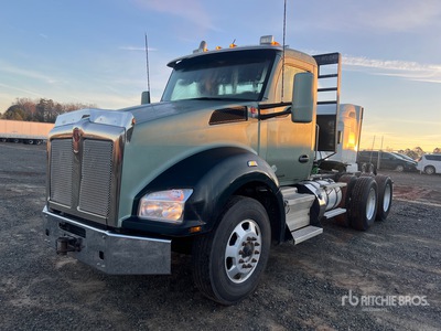 2016 Kenworth T880 6x4 Day Cab Prime Mover