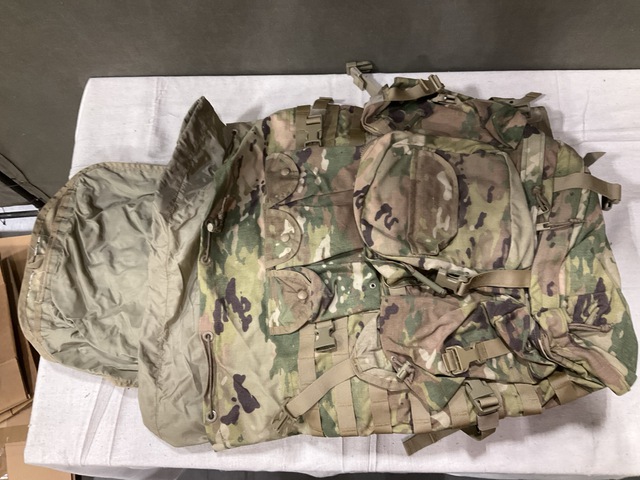 (22) Field Packs