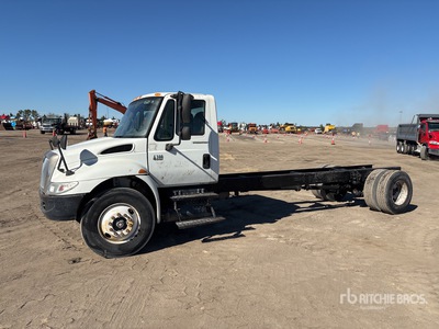 2004 International 4300 4x2 Cab and Chassis