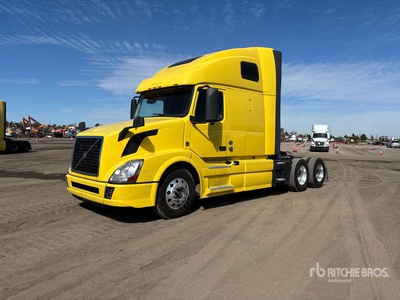 2016 Volvo VNL670 6x4 3- Achs Sattelzugmaschine mit Schlafkabine