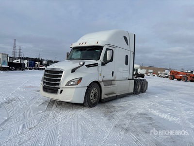 2022 Freightliner Cascadia 126 6x4 تراكتور شاحنة كابينة النوم (ثنائية المحور)