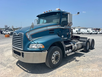 2018 Mack CXU613 6x4 Day Cab Prime Mover
