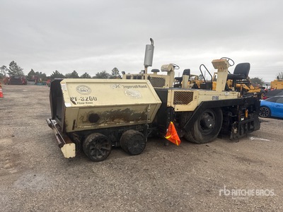 2006 Blaw-Knox PF-3200 Wheel Extendedora de Asfalto