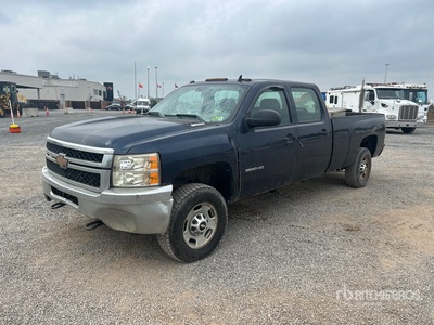 2011 Chevrolet Silverado 2500HD 4x2 Crew Cab Pickup